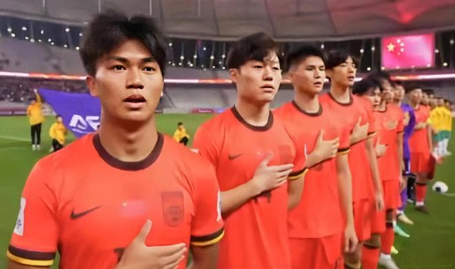 U20国足1-2澳大利亚，蒯纪闻破门展现实力