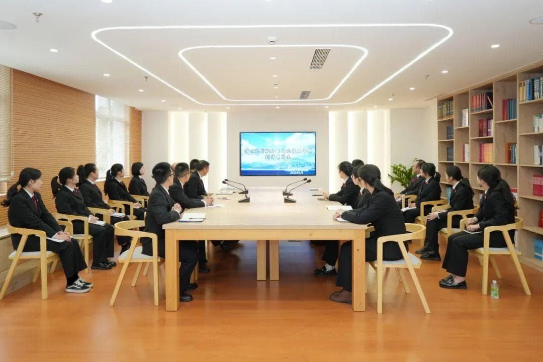 龙岩法院举办援疆法官交流座谈会，分享司法工作经历与感悟