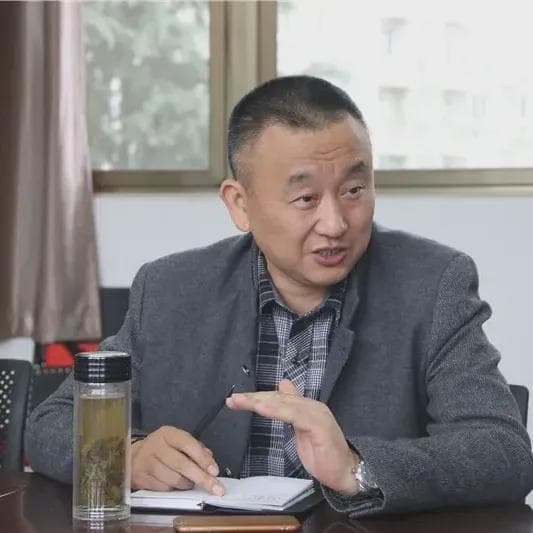 新教师的学（成己）与教（成人）：新教师可能遇到的问题与应对