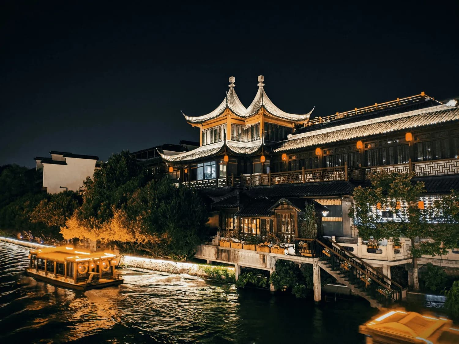 地铁直达！6小时玩转新街口夫子庙