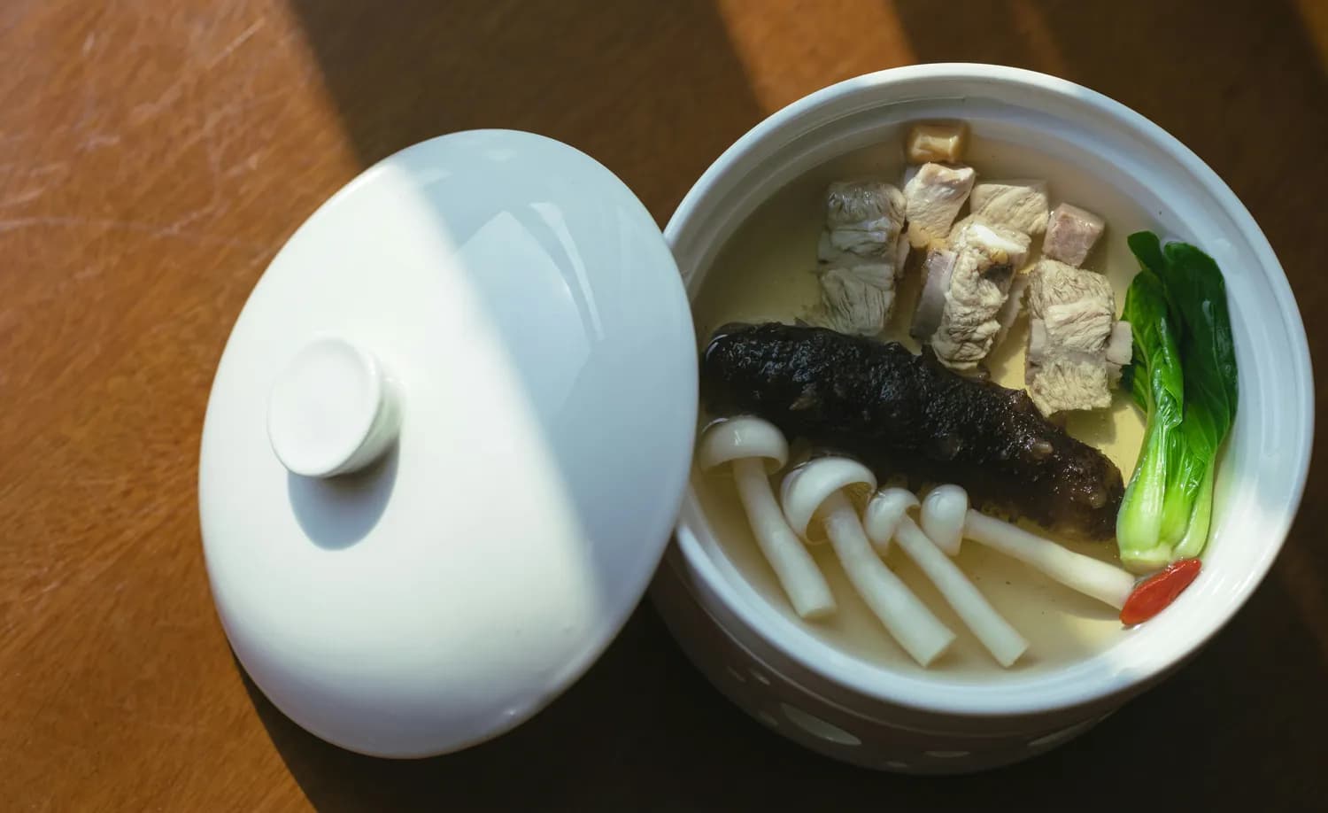 年夜饭必备：松茸煲海参&全家福汤
