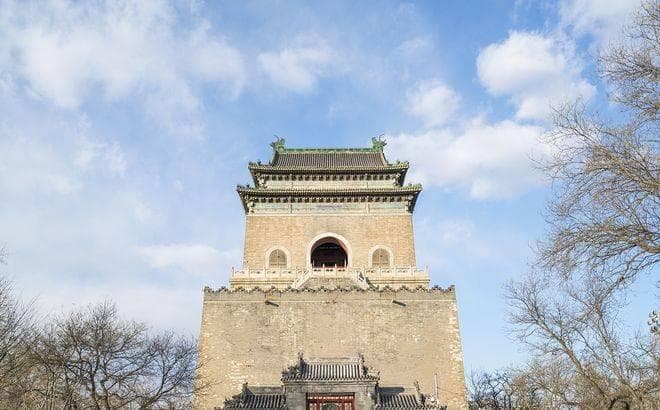 北京鼓楼：元代古建，曾为全城报时的文化地标