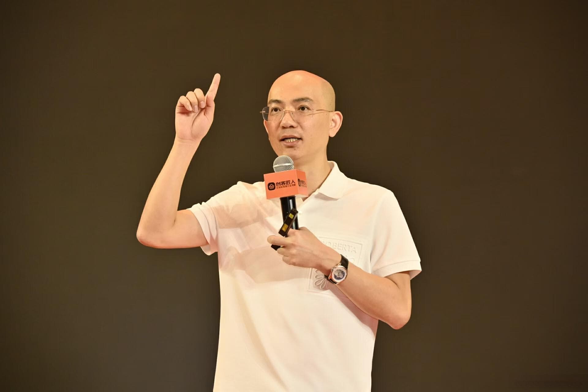 钩子品的设计原则：从吸引注意力到促成购买