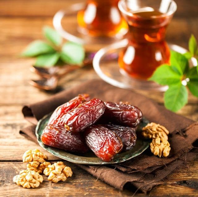 红枣功效+禁忌！红枣怎么吃？解析红枣一天吃几颗、哪些人不适合？