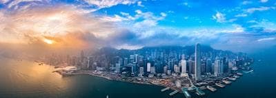 香港企业家计划：如何在快速变化的经济环境中获得成功与增长