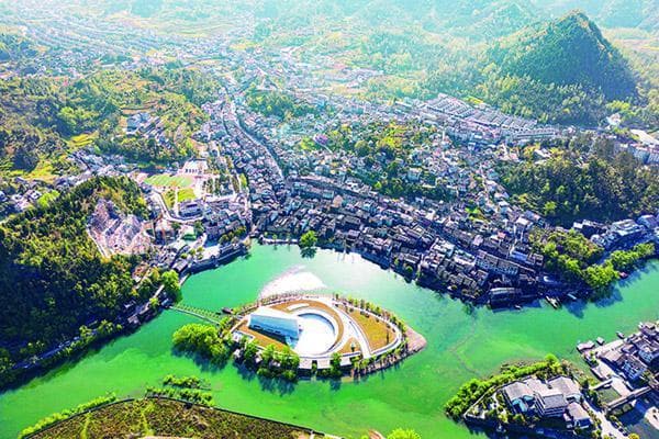 90年后再读《边城》，回望乡土中国的背影
