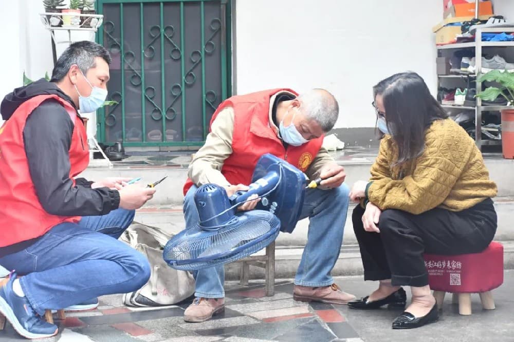 银发房东有了"金钥匙" "安心家"兼顾租和管