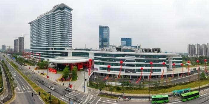 中山大学附属第一（南沙）医院正式启用：智能轨道通达全院 机器人“操刀”手术更精准