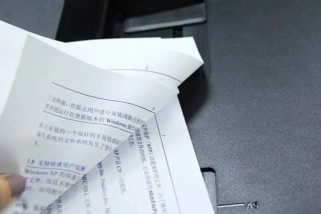 单位名称变更了以前签的合同怎么办，需要重新签吗？