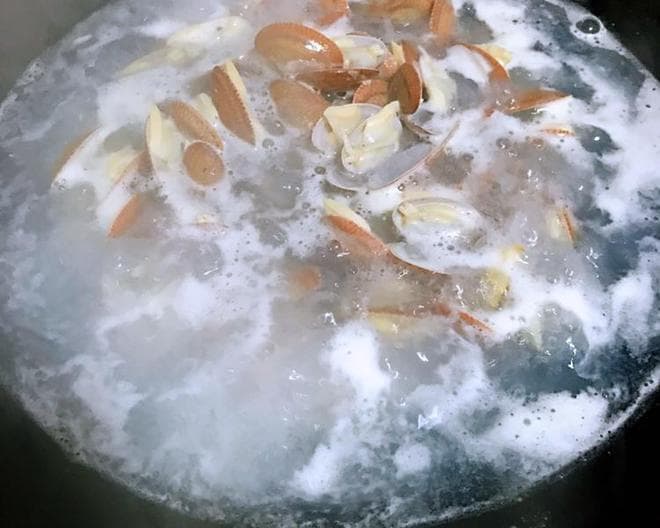 蚝油炒花蛤家常做法，鲜美入味简单易学