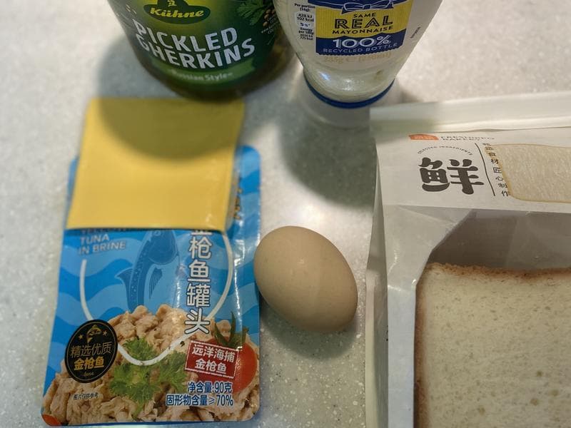 方便快手有营养-金枪鱼三明治