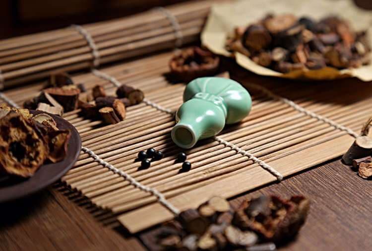 速效救心丸不但“治心”，还对5种病起作用，尤其这些老年常见病