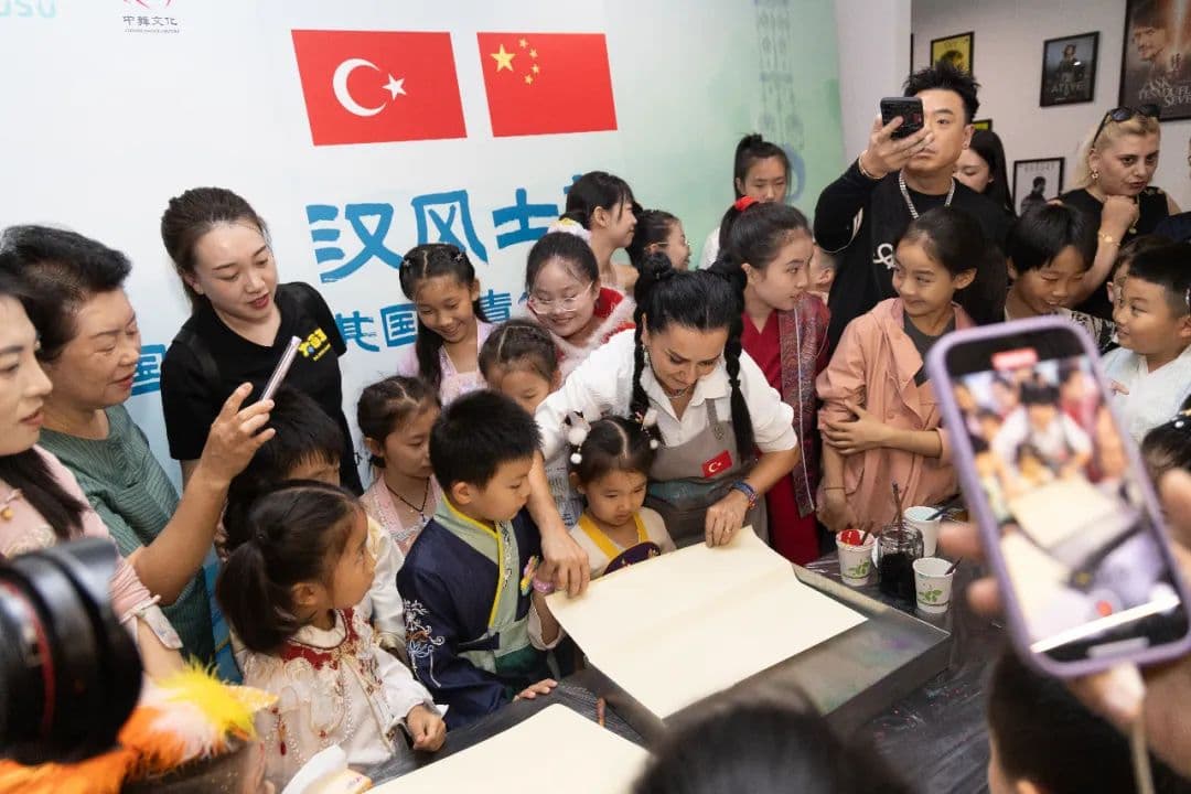 以美育人，濡染心灵——中华优秀传统文化融入幼儿园音乐活动的策略探索
