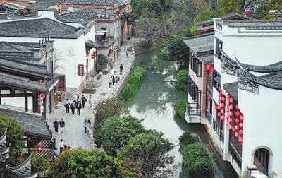 从北京胡同到京都古寺：看传统文化如何融入现代城市