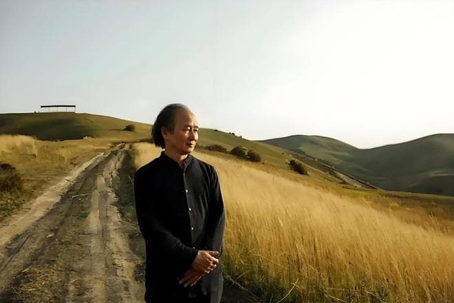 文坛第一妙人：62年出生，今年62岁，绰号刘二，茅奖得主，真的牛