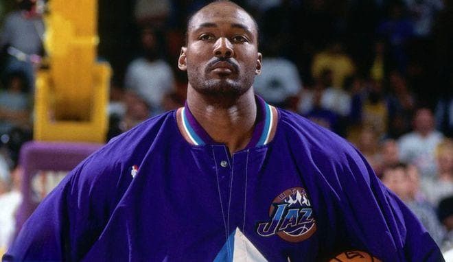 实力尚存却退役的10大NBA球星！乔丹科比完美谢幕，伯德最特别