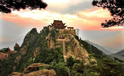 九华山和华山是一地吗