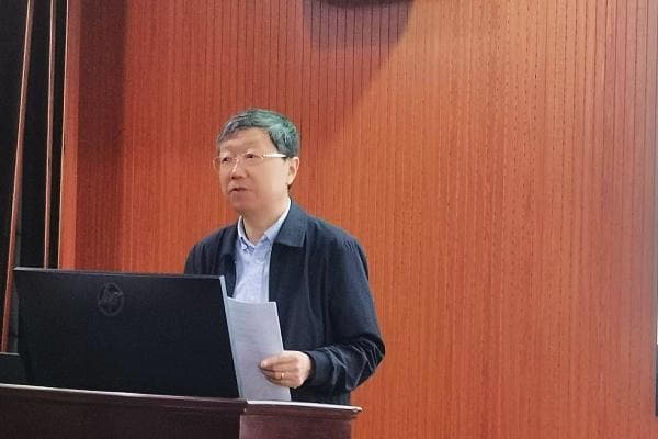 江桂斌院士等专家访问地化所：聚焦环境科学前沿研究