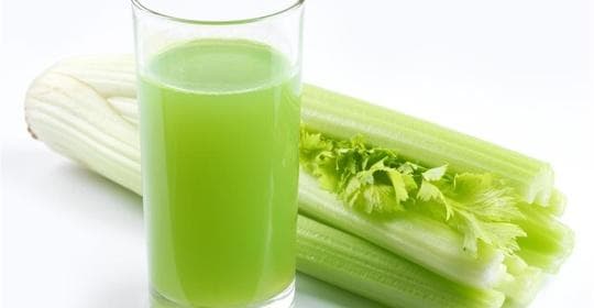 西芹汁：功效、营养价值、禁忌、正确食用方式