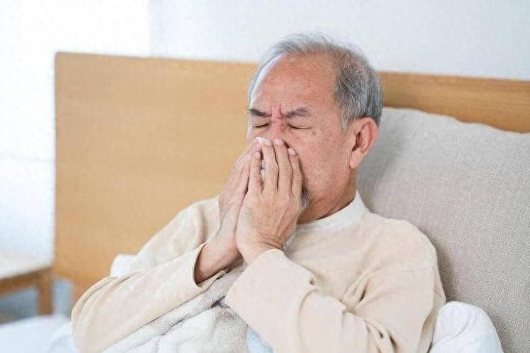 嗓子里痰多难吐？试试饭后多做这3事，或能对你有帮助