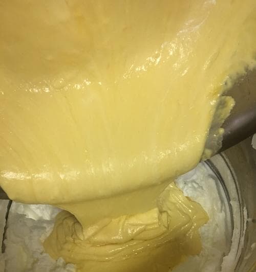 三花淡奶戚风蛋糕的制作方法（做出松软香甜的戚风蛋糕）