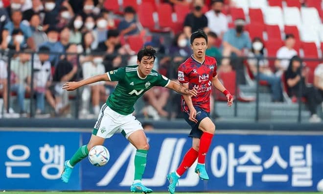安养FC与全北现代交锋分析：攻防优劣与战术博弈