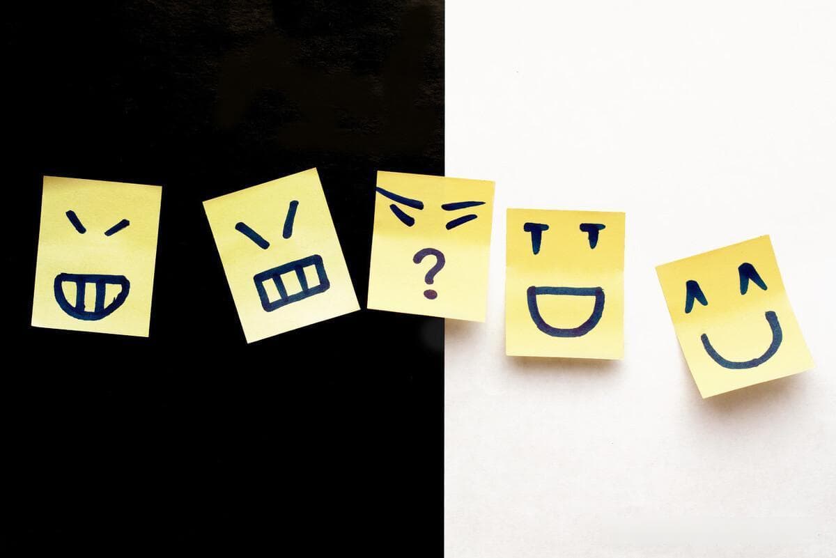 心理学：什么是负性情绪？如何战胜负面情绪，做自己情绪的主人