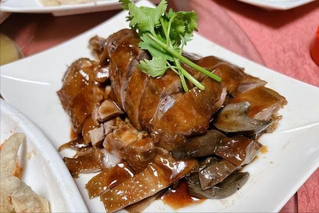 汶村五味鹅：探寻传统粤味，品味舌尖上的醇厚风情
