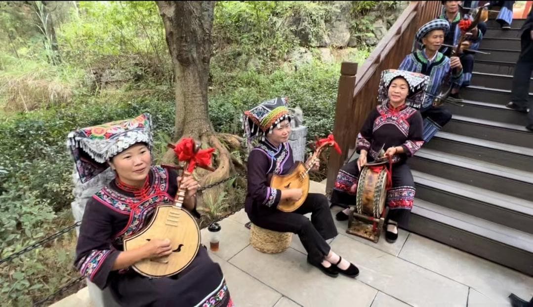 布依族八音坐唱：古老音韵，奏响民族多彩