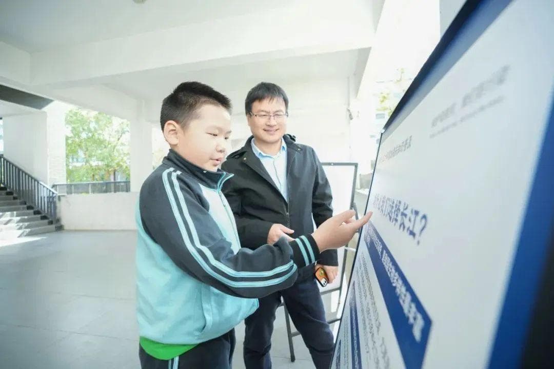 同饮长江水，共禁十年渔！他们宣讲长江大保护！