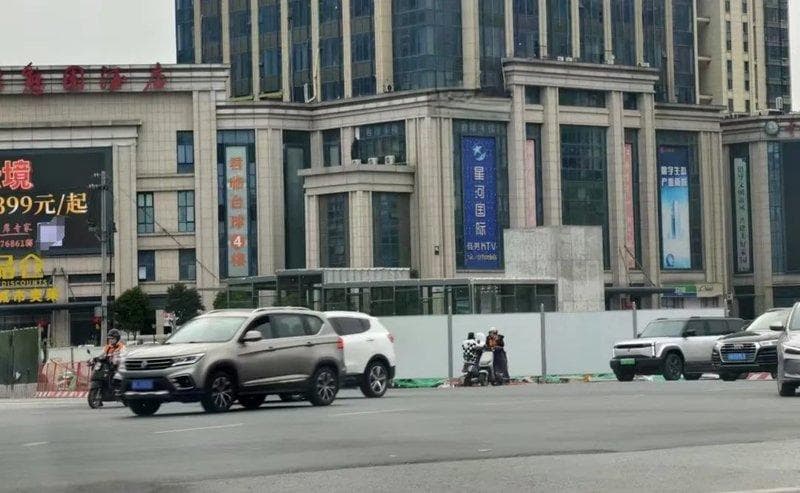 接入龙湖天街！南昌地铁2号线东延多个地铁出入口进度曝光