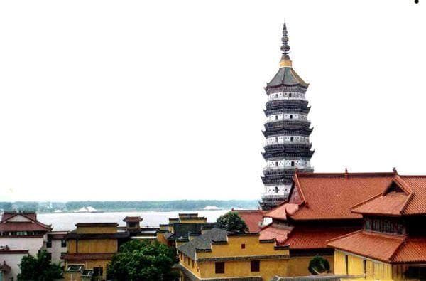 迎江寺：千年古刹的辉煌与沧桑
