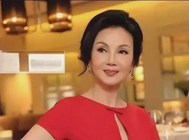 从琼瑶女神到地产女王：谢玲玲的传奇人生