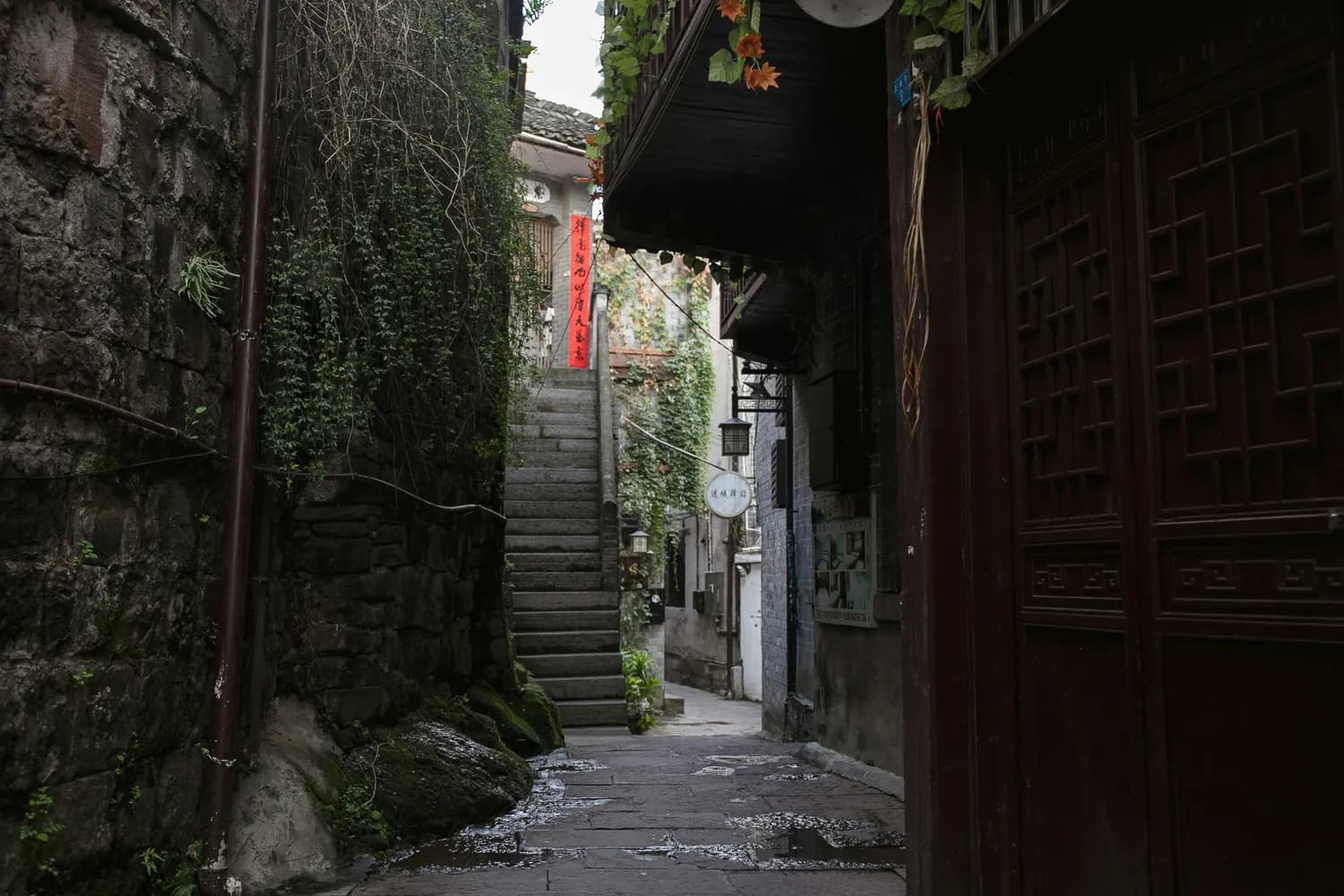 《剑来》动画：陈平安在泥瓶巷的成长之路