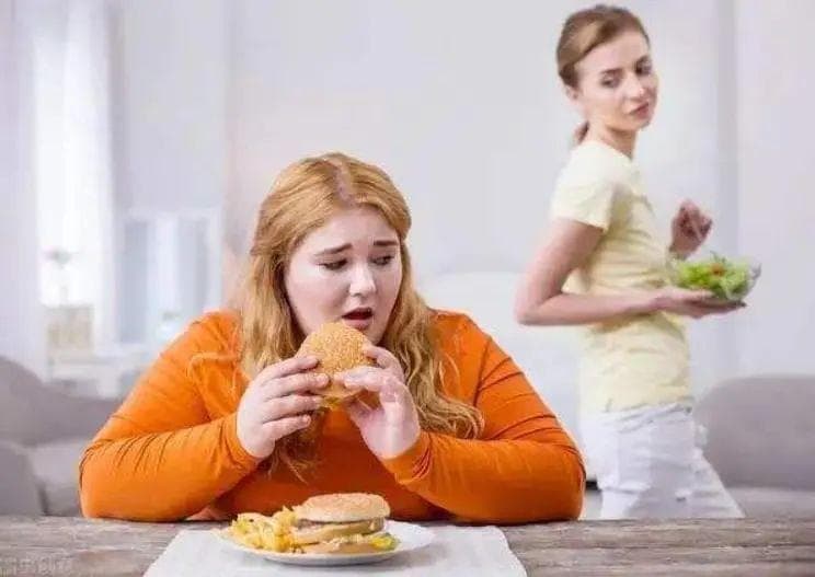 明明不饿，为何老想吃吃吃？教你几招如何控制情绪化进食