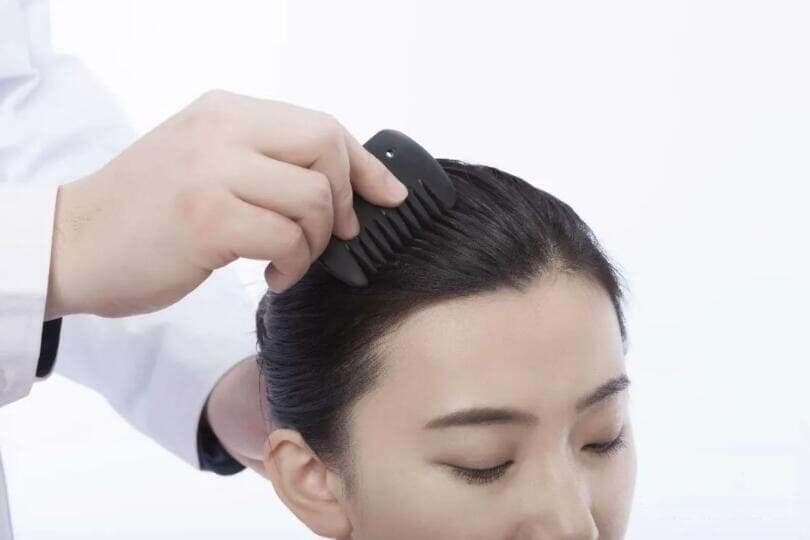 砭石梳子的多种用法