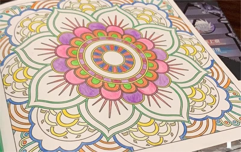 曼陀罗绘画疗法在青少年儿童中的应用