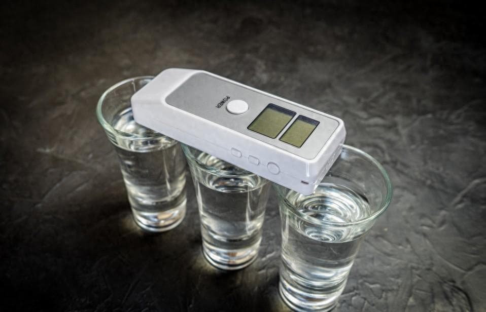 糖尿病患者的饮水秘籍：5个实用技巧，帮你轻松驾驭血糖水平