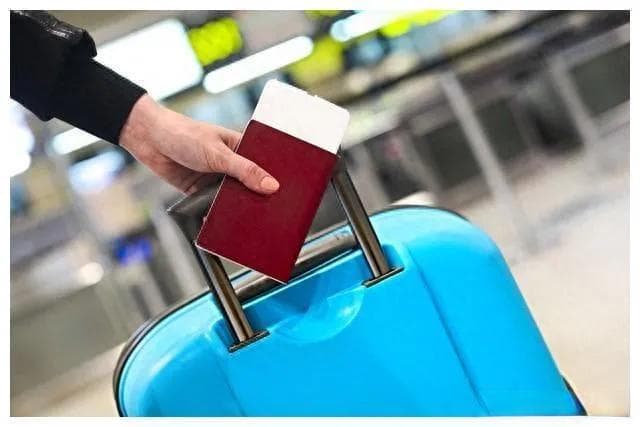 登机箱尺寸解析：不同航空公司的规定和如何选择适合的登机箱