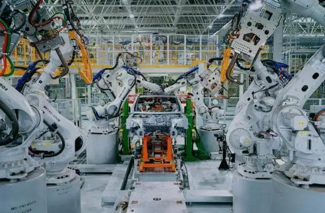 2024年中国自主品牌汽车市场占有率逼近70%：全面崛起，主宰未来