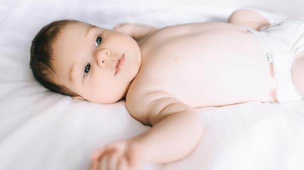 新生儿TSH促甲状腺激素偏高怎么办？原因、症状与治疗全解析
