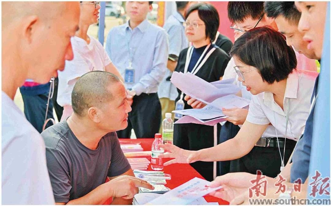 东莞：村（社区）法律顾问在基层当“军师”