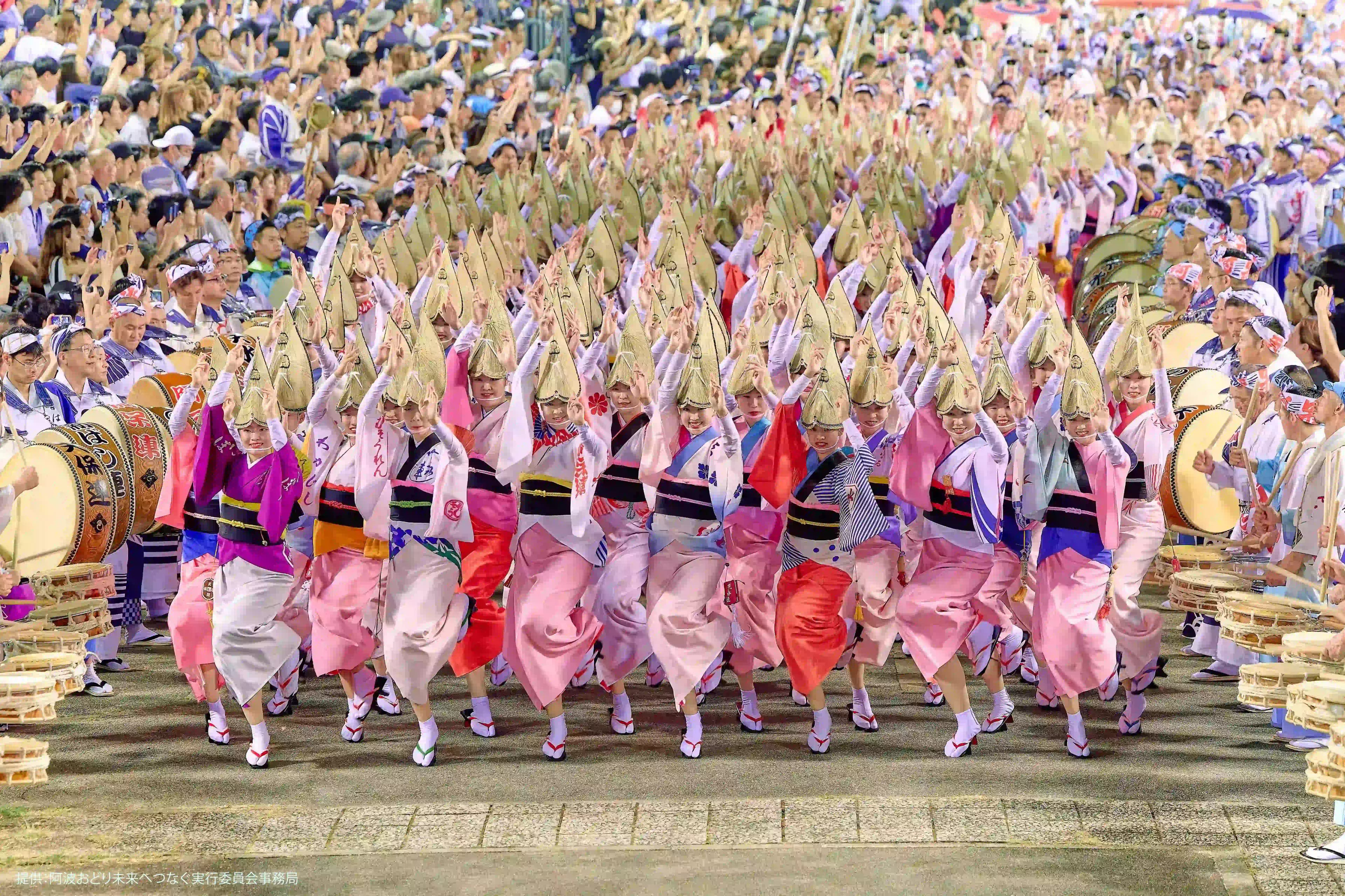 约50万人火热狂欢！前往德岛，亲自体验为日本夏季注入激情的“阿波舞”！