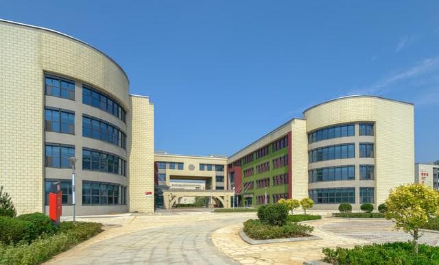 什么是分校和校区？分校有哪几种情况，中外合办大学是不是山寨？