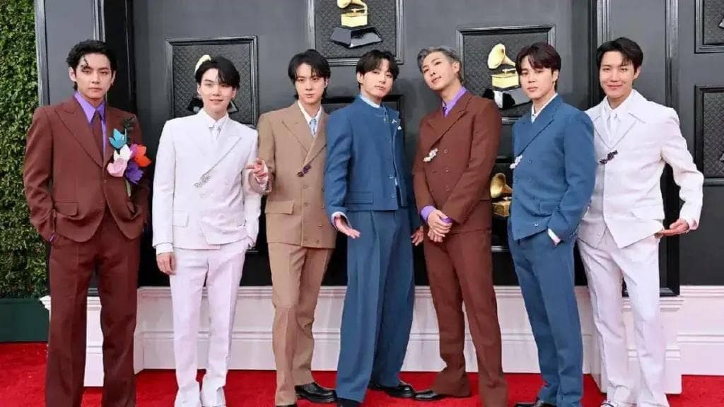 盘点2025年最火的7个韩流男团：从BTS到ENHYPEN