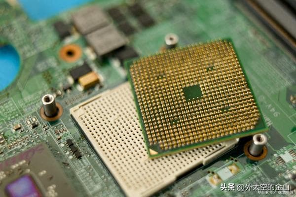 i5 和 i7 处理器的区别分析