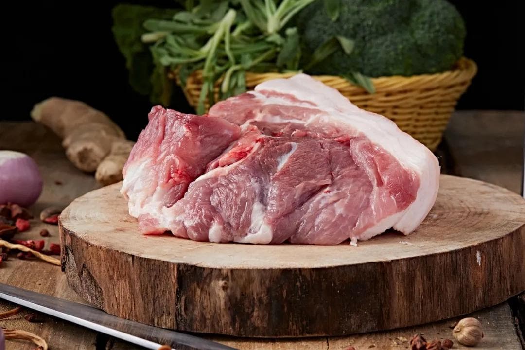 刚宰杀的肉才最新鲜？挑到一块好猪肉，看过来