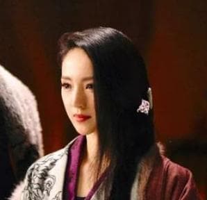 中国古代四大美女之貂蝉：闭月之色与智慧果敢的传奇