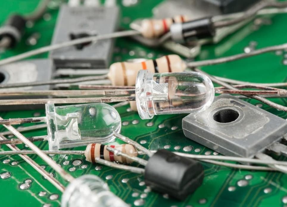 电路板(PCB)元器件故障排查指南：检测技巧及工具选择一览
