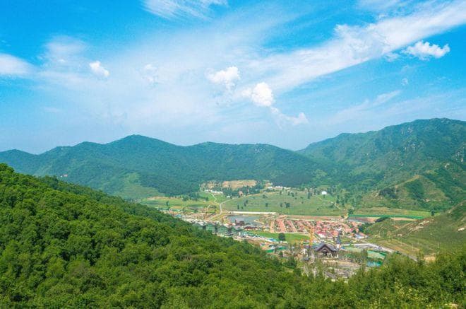 来延庆，见远山